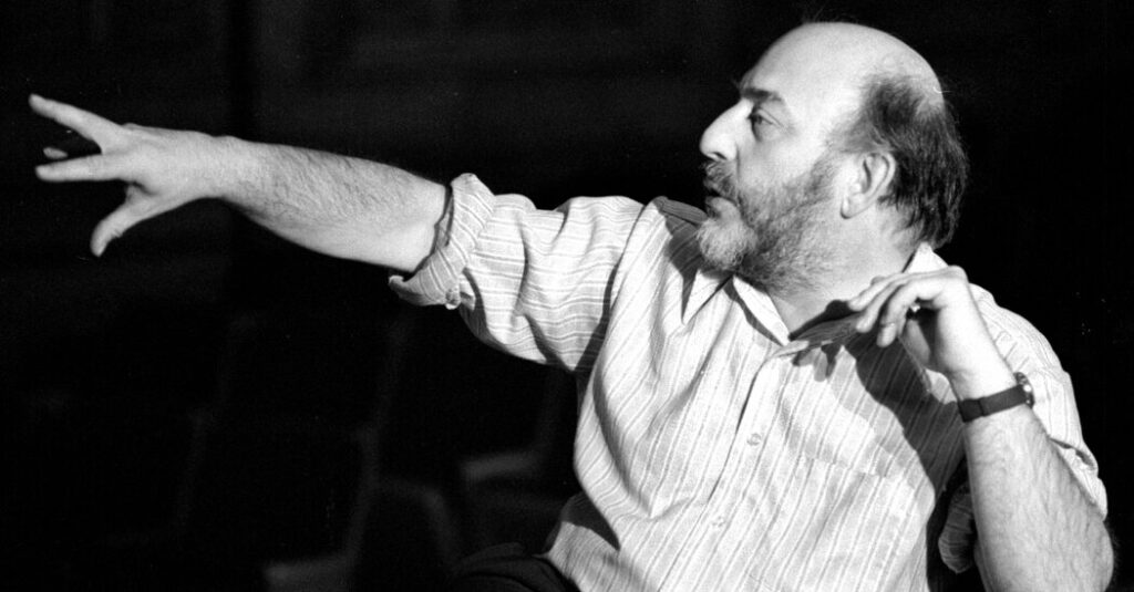 Frank Dunlop, 98, Dies; Gave British Theater a Free-Spirited Spin