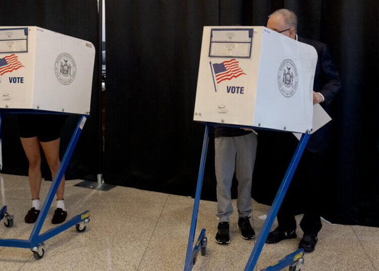 Independents Reach New High as Young Voters Avoid Labels