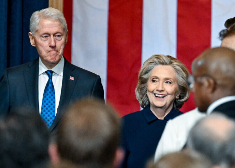 Facing Contempt Threat, Clintons Refuse to Testify in Epstein Inquiry