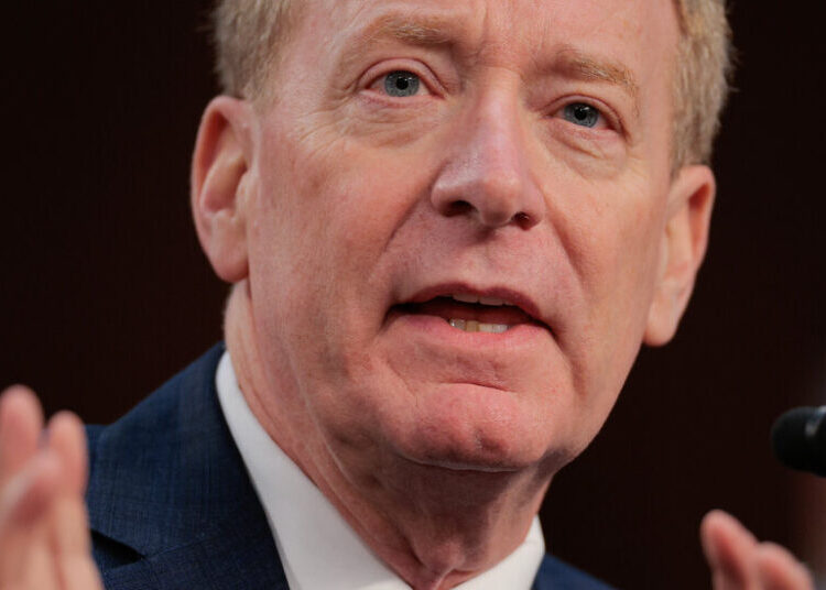 Microsoft Pledges to Pay More for Electricity, Drawing Praise From Trump