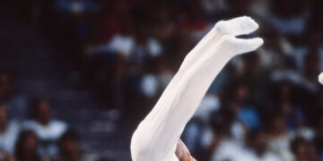 Jim Hartung, Gymnast Who Helped Deliver U.S. Gold, Dies at 65