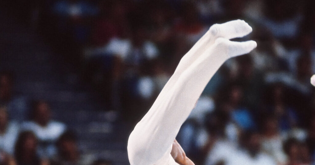 Jim Hartung, Gymnast Who Helped Deliver U.S. Gold, Dies at 65