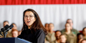 Suddenly, Alaska Is in Play