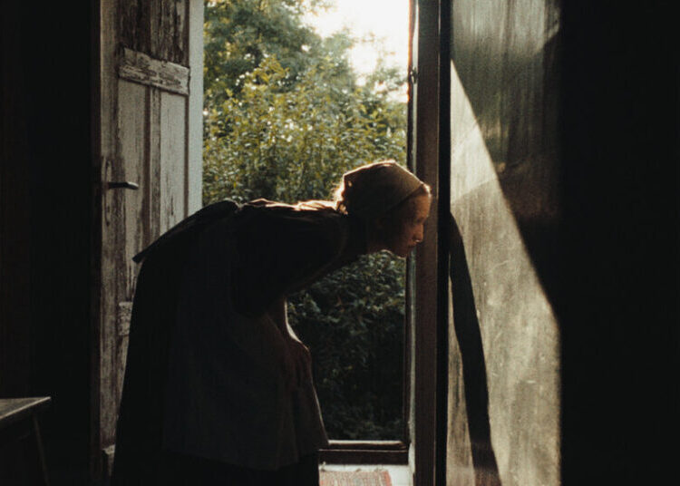 Telling the Stories of a House Full of Secrets