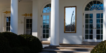 Fine Arts Panel Postpones Review of Trump’s Ballroom