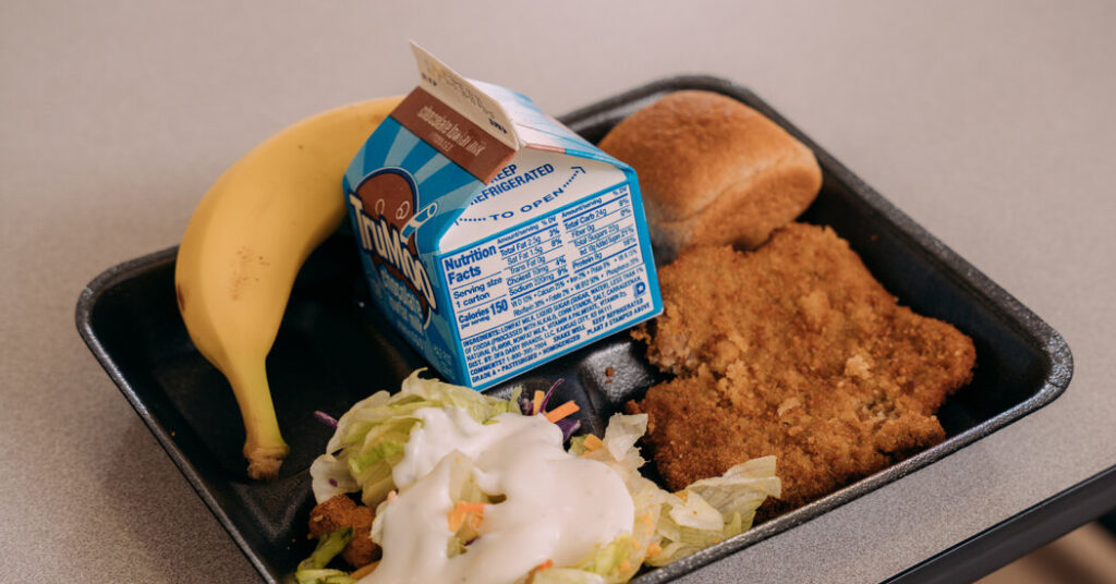 Trump Signs Bill Allowing Schools to Serve Whole Milk Again