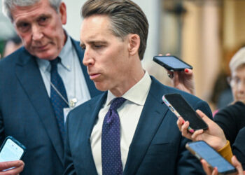 Republicans Move to Block Effort to Check Trump’s Power in Venezuela