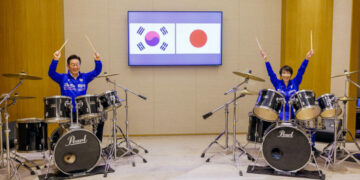 Drum Diplomacy: Leaders of Japan and South Korea in Sync to K-pop