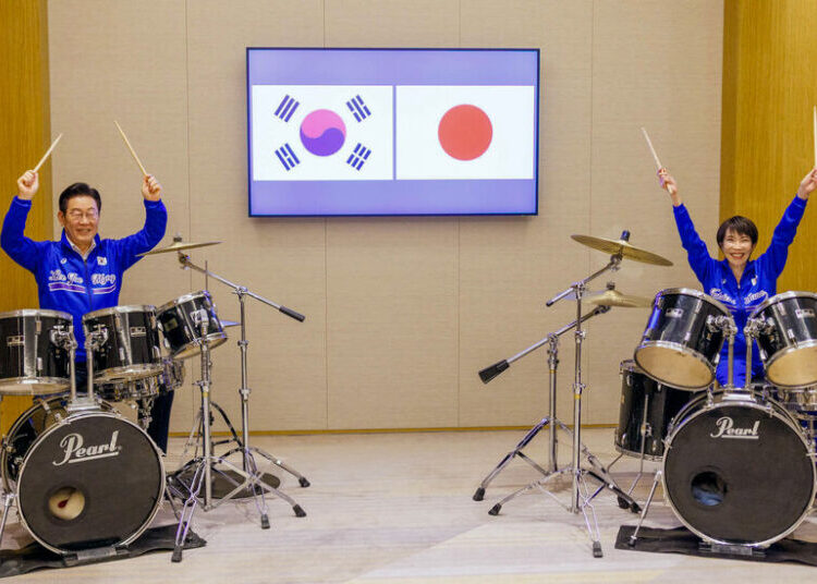 Drum Diplomacy: Leaders of Japan and South Korea in Sync to K-pop