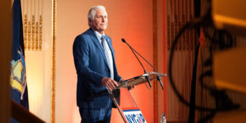 Woman Killed by ICE Agent Seemed at Fault, N.Y. Republican Says