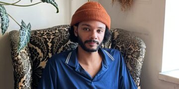 Son of ‘Goodbye Horses’ Singer Among Americans Freed in Venezuela