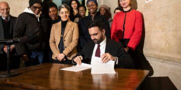 Judge Approves Sale of 5,000 Apartments Over Mamdani’s Objections