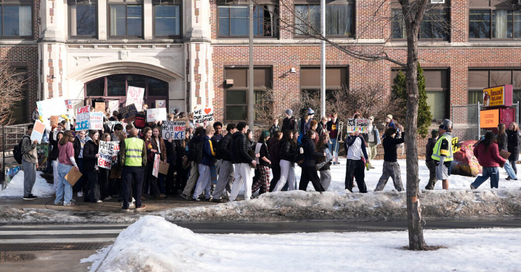 Minneapolis Schools Allow Students to Learn Online Amid ICE Fears