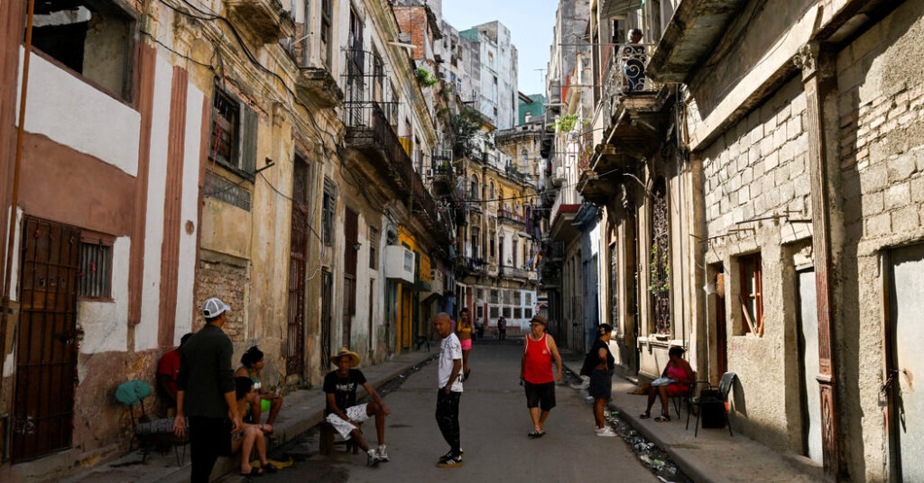 What’s Next for Cuba, Now That Its Main Oil Supplier Is Gone?