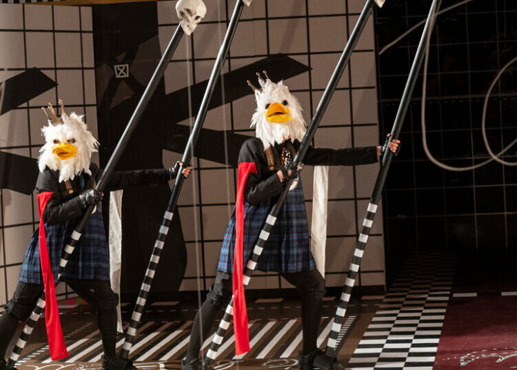 Viva the Absurd: ‘What to Wear’ and a Wave of Opera Surrealism