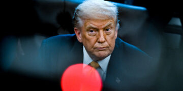 Trump Sets Fraudster Free From Prison for a Second Time