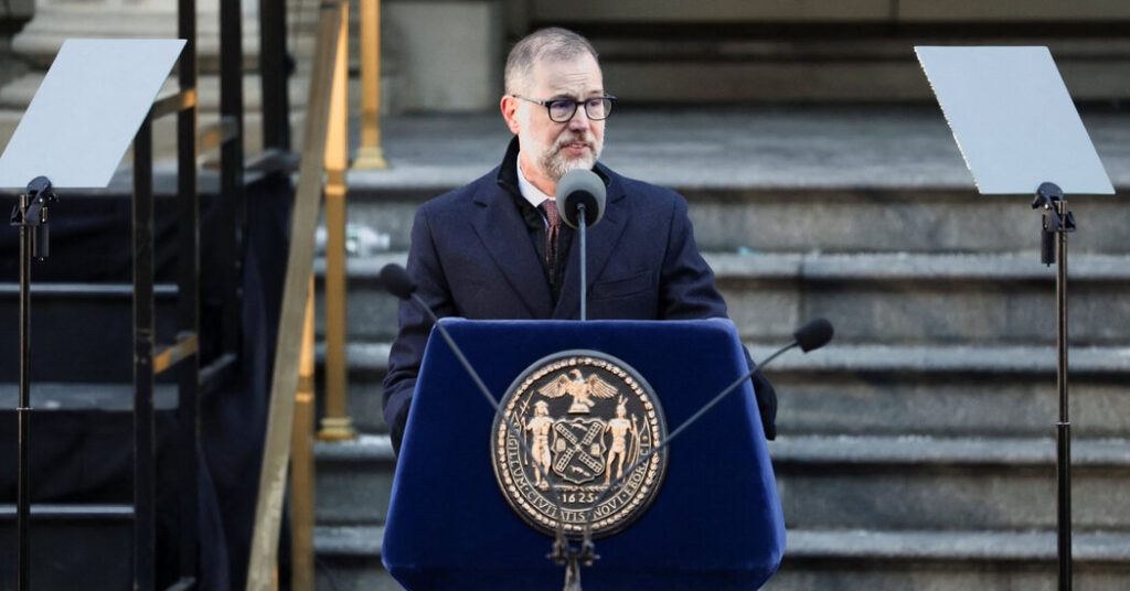 A $12.6 Billion Budget Gap May Complicate Mamdani’s Affordability Plans