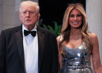 Trump Lets Loose at Glitzy NYE Bash While Approval Ratings Sink