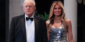 Trump Lets Loose at Glitzy NYE Bash While Approval Ratings Sink