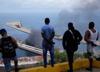 Rubio suggests the U.S. won’t govern Venezuela day-to-day and will use oil quarantine to exercise control