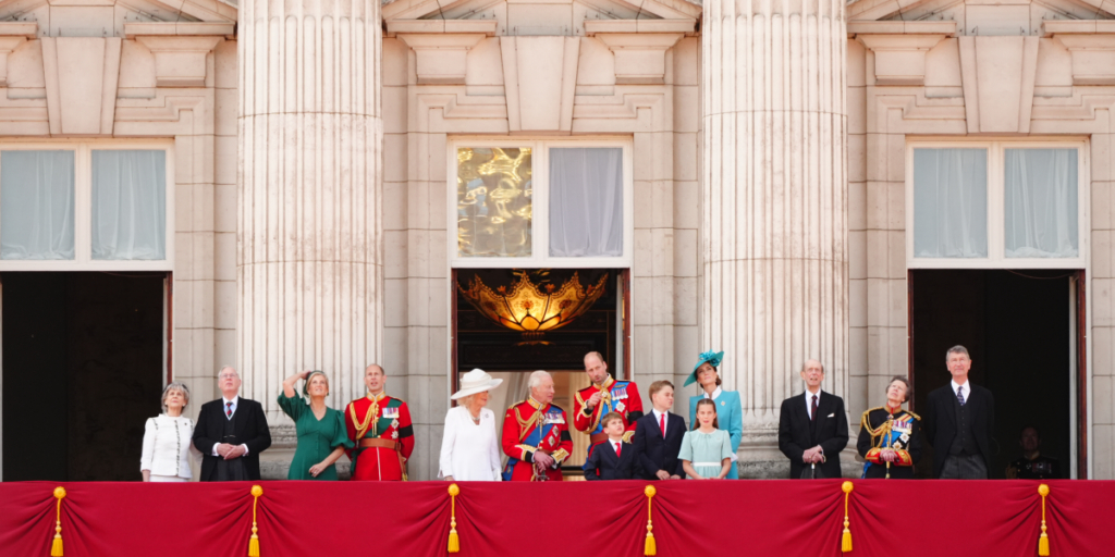 Britain’s Royal Family is hiring someone to write their letters: It’s based at Buckingham Palace, comes with free lunch, and pays $43,000 a year