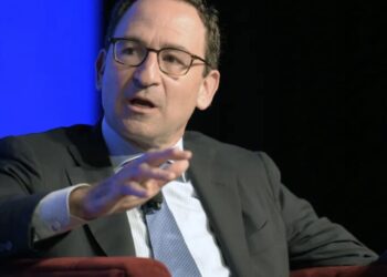 Blackstone exec says elite Ivy League degrees aren’t good enough—new analysts need to ‘work harder’ and be nice 