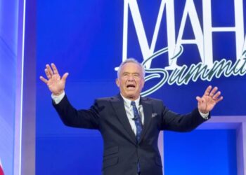 America’s pediatricians reel as government slashes vaccine requirements for children