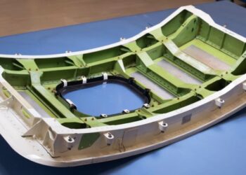 Hero Alaska Airlines pilot who landed plane missing its door sues Boeing in unusual move, saying he was scapegoated