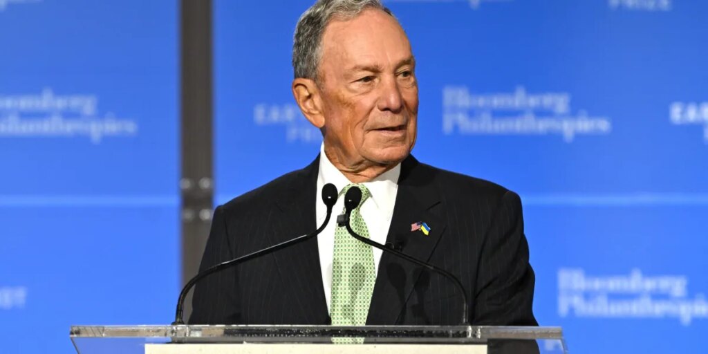 Michael Bloomberg and Warren Buffett agree on advice to Gen Z: Choose vibes over money in your job search