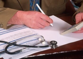 Former White House advisor on the real reason your health care costs are going up: Medicare’s doctor pay gap