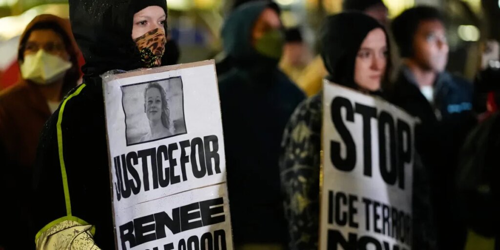 ‘That’s a dangerous decision to make’: policing experts baffled by ICE officer stepping in front of moving SUV before opening fire