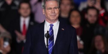 Bessent’s visit to Minnesota comes with more vows to crack down on fraud as tensions flare with state, Somalia government