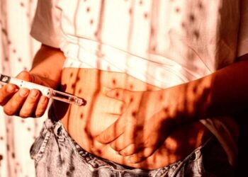 People Who Go Off GLP-1s Are Experiencing a Sudden and Terrible Hunger