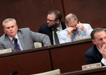 ‘Sound the Alarm’: Lawmakers target journalist who reported on Venezuela attack