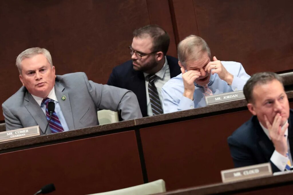 ‘Sound the Alarm’: Lawmakers target journalist who reported on Venezuela attack