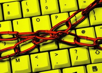 Tech Billionaire Says It’s Time for the Government to Suspend Freedom of Speech