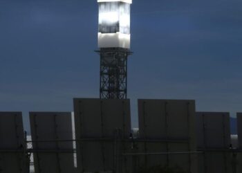 Why California is keeping this unusual solar plant running when both Trump and Biden wanted it closed