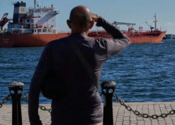 Trump vows to protect Venezuela and warns Maduro ally Cuba ‘I strongly suggest they make a deal, BEFORE IT IS TOO LATE’