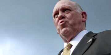 Trump’s border czar erupts when pressed on alleged $50k bribe: ‘I’m not addressing it!’