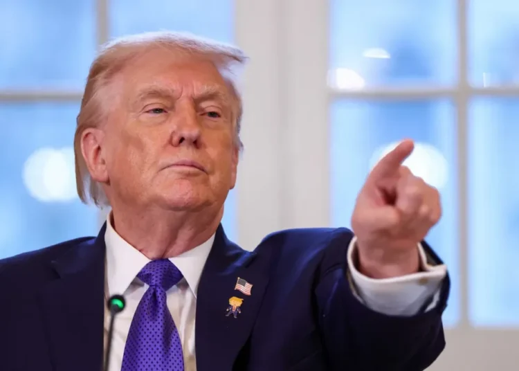 Trump threatens reckoning and retribution for Minnesota as ICE crackdown intensifies