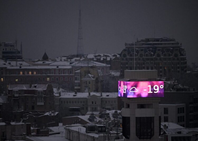 Zelensky slams Kyiv officials as residents lose power in below-freezing temperatures