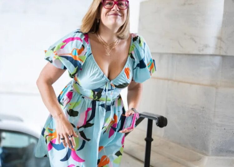 Former Senator Kyrsten Sinema Sued for Allegedly Breaking Up a Marriage: What to Know