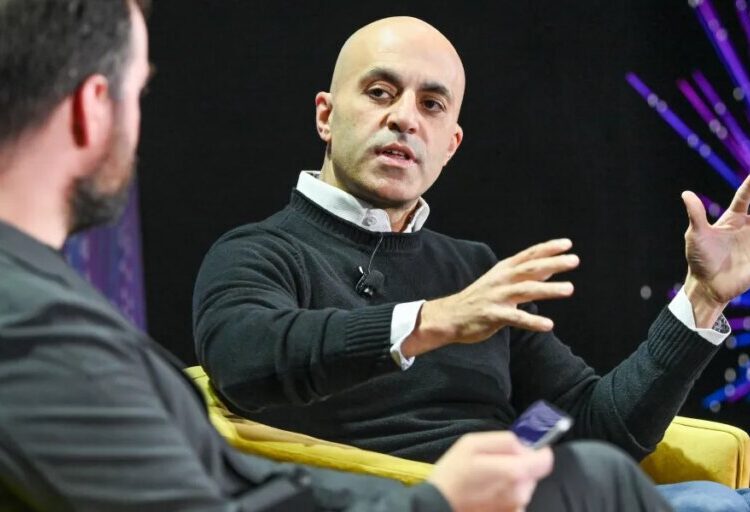 2025 U.S. VC deal value soared to $339.4 billion, says PitchBook. But there’s a catch.