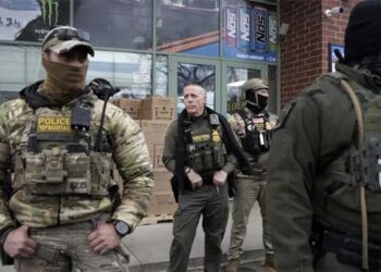 Kristi Noem using Proud Boys playbook to lure ‘America’s loser population’ to ICE: analyst