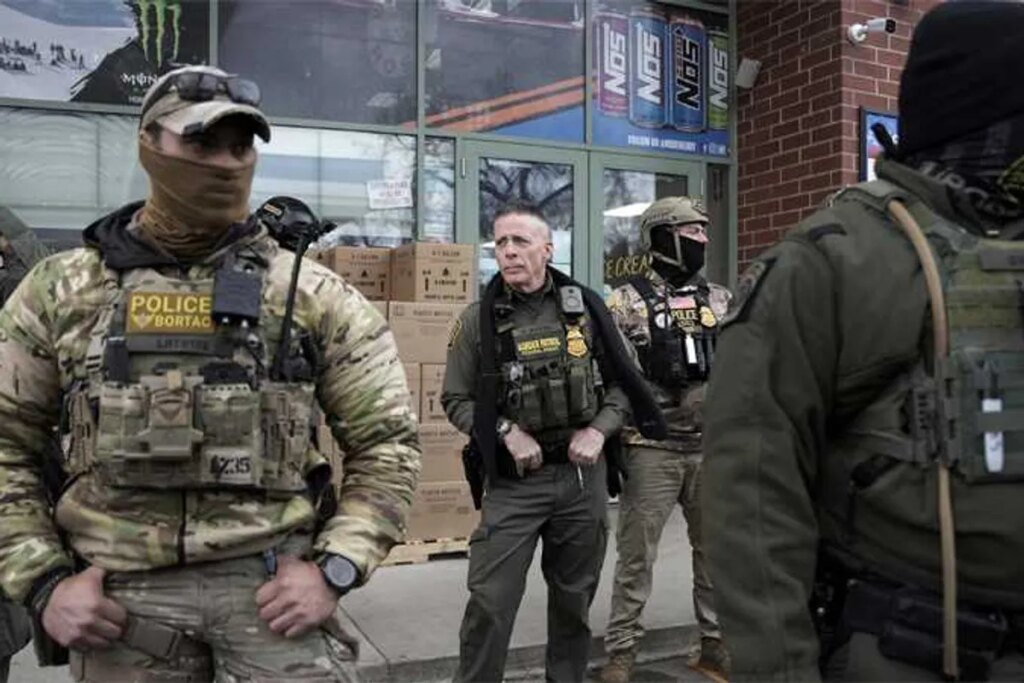 Kristi Noem using Proud Boys playbook to lure ‘America’s loser population’ to ICE: analyst