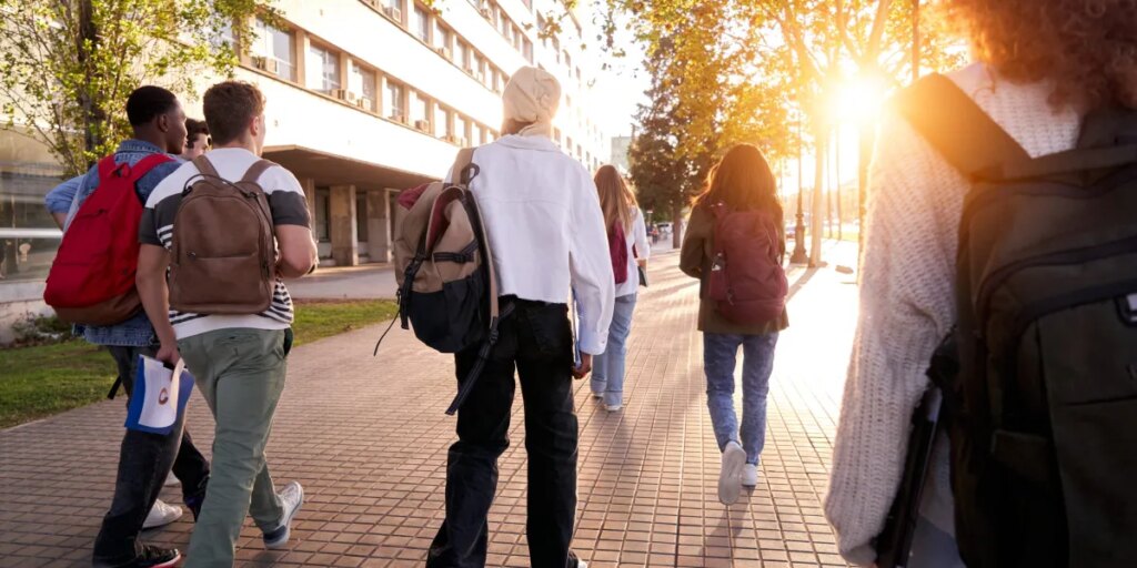 Community colleges, associate’s degrees and certificates: Young Americans are interested in everything but a bachelor’s