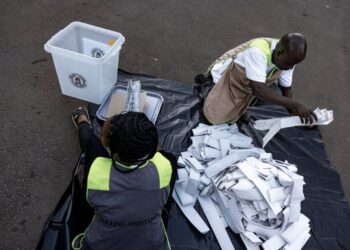 Ugandan presidential candidate says he escaped raid as police deny claims