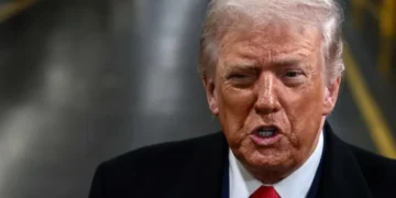 ‘We’re after you’: Trump vows in late-night rant to ‘take out’ a fellow Republican