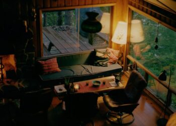 I am here in the evening light