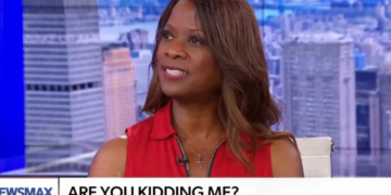 ‘That is criminal!’ MAGA pundit rages as women use dating apps to expose ICE agents